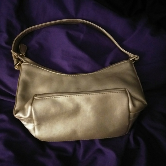 Cute Small Gold Shiny Purse - Picture 2 of 2